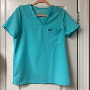 FIGS | Catarina One-Pocket Scrub Top in Fresh Aqua